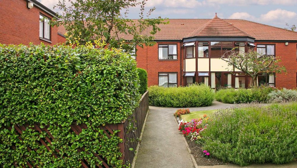 Anchor Simon Marks Court Care Home In Leeds Residential Care